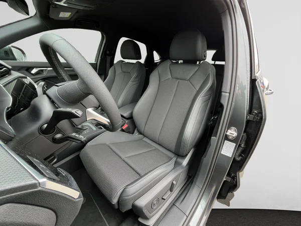 AUDI Q3 Sportback (2026) — foto 8 van 24