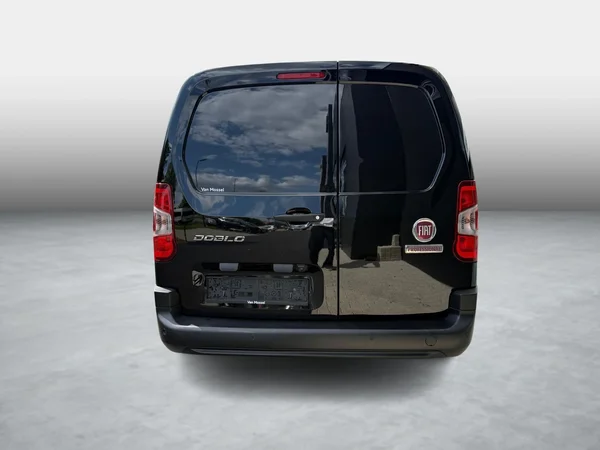 Fiat Doblò (2023) — foto 15 van 19