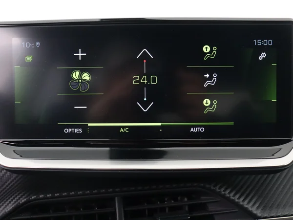 PEUGEOT 2008 (2022) — foto 18 van 32