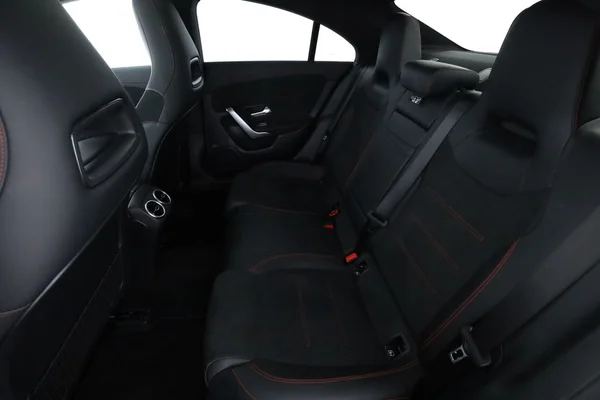 Mercedes-Benz CLA-Klasse (2023) — foto 5 van 16
