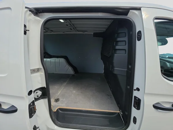 VOLKSWAGEN Caddy Maxi Cargo (2025) — foto 10 van 24