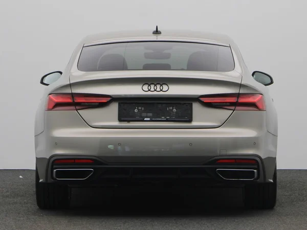 AUDI A5 Sportback (2021) — foto 16 van 19
