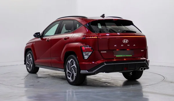 Hyundai Kona HEV (2024) — foto 34 van 52