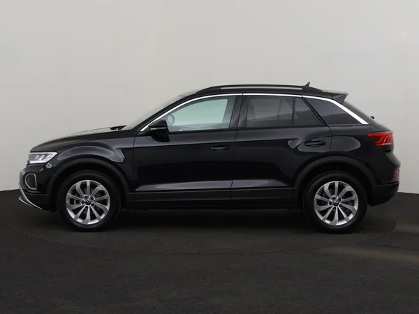 VOLKSWAGEN T-Roc (2025) — foto 11 van 18
