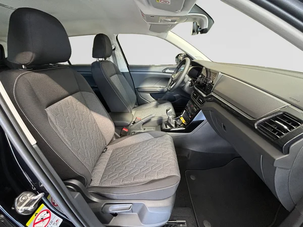 VOLKSWAGEN T-Cross (2025) — foto 18 van 24