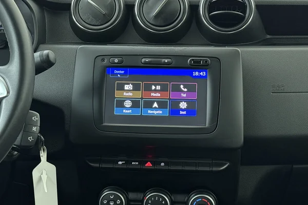 Dacia Duster (2018) — foto 3 van 20
