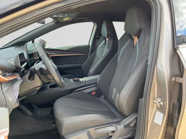 CUPRA Tavascan (2025) — foto 18 van 22