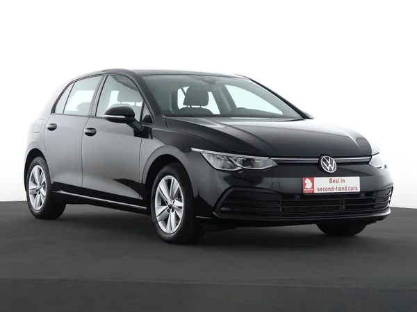 VOLKSWAGEN Golf (2024) — foto 23 van 28