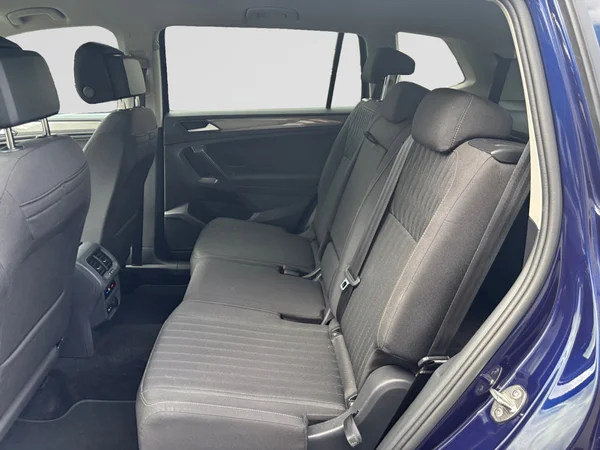 VOLKSWAGEN Tiguan Allspace (2023) — foto 6 van 17