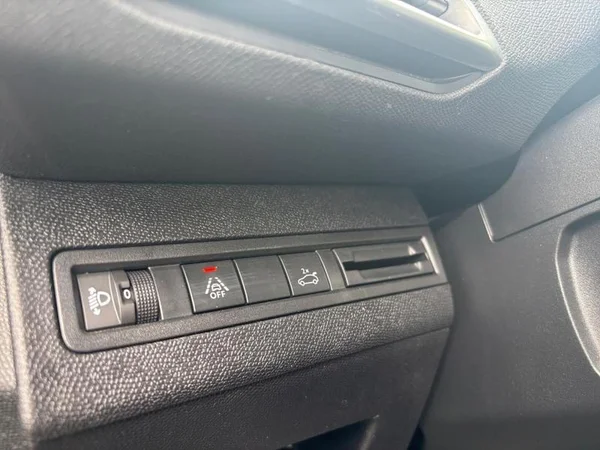 PEUGEOT 3008 Dsl (2022) — foto 17 van 27