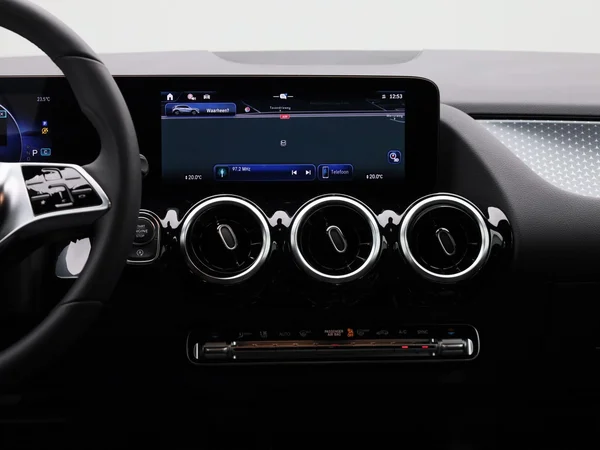 Mercedes-Benz GLA (2025) — foto 50 van 50