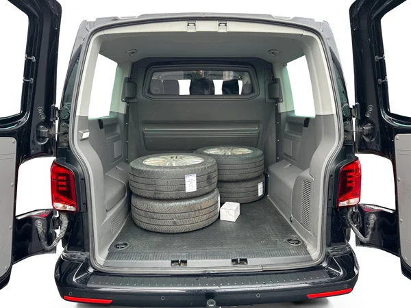 VOLKSWAGEN Transp T6.1 1200 Caravelle Swb (2021) — foto 11 van 20