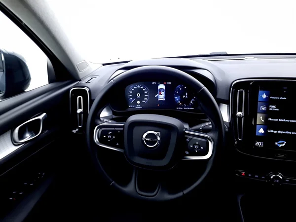 Volvo Xc40 (2022) — foto 4 van 23