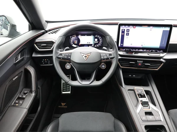 CUPRA Formentor (2024) — foto 5 van 26