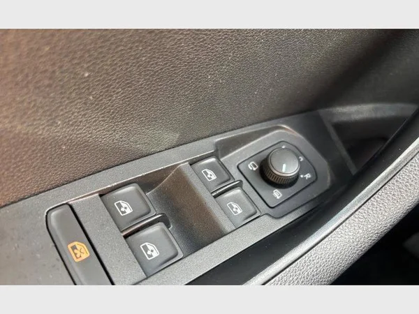 Skoda Karoq (2020) — foto 16 van 27