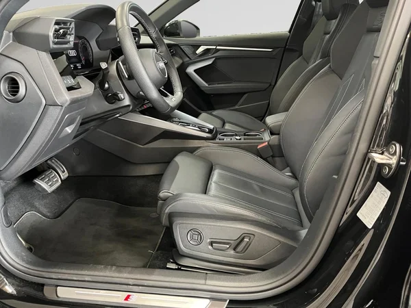 AUDI A3 Allstreet Dsl (2025) — foto 6 van 10