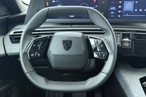 Peugeot 3008 (2025) — foto 2 van 19