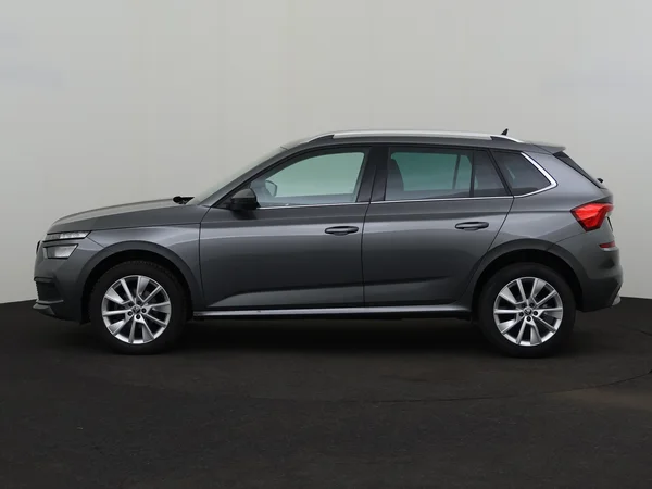 SKODA Kamiq (2022) — foto 12 van 27
