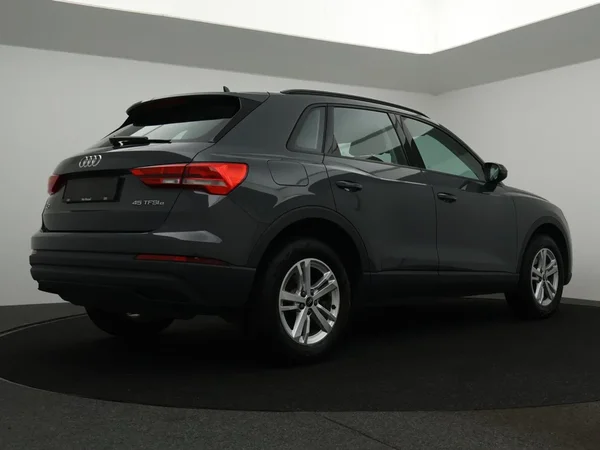 Audi Q3 (2022) — foto 19 van 23