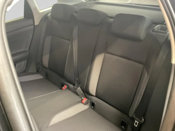 VOLKSWAGEN Taigo (2024) — foto 10 van 22