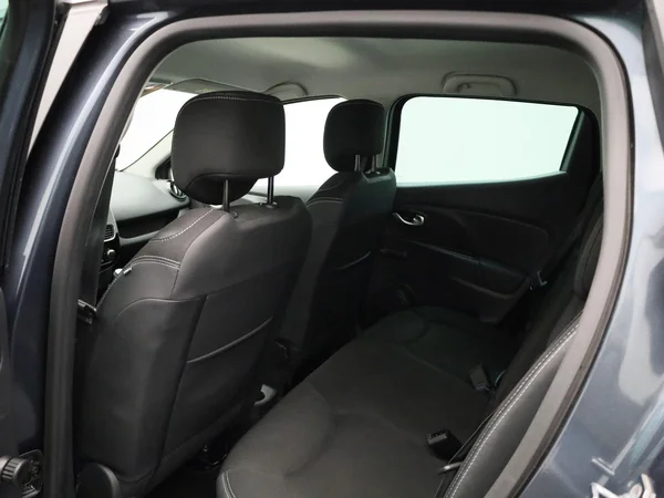 Renault Clio (2020) — foto 2 van 35