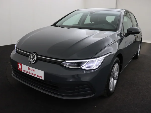 VOLKSWAGEN Golf (2023) — foto 21 van 28