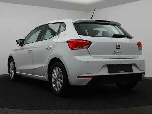 SEAT Ibiza 5P/D (2022) — foto 12 van 29