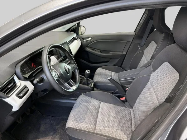 Renault Clio (2023) — foto 17 van 18