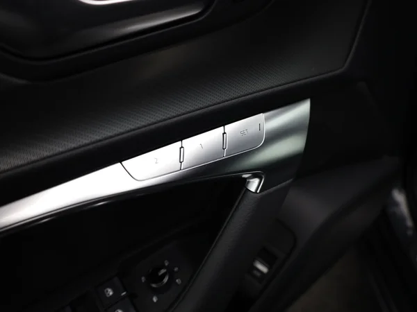 AUDI A6 Avant (2023) — foto 20 van 25
