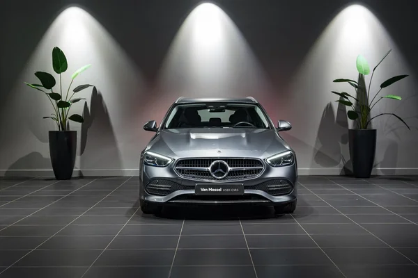 Mercedes-Benz C-Klasse (2023) — foto 12 van 32