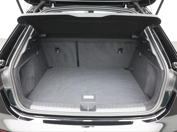 AUDI A3 Sportback (2022) — foto 2 van 20