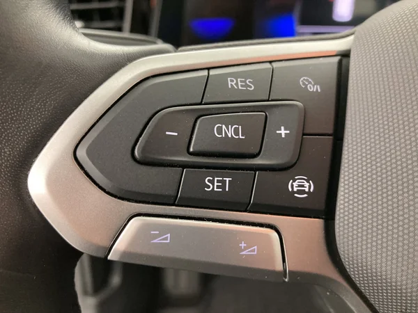 VOLKSWAGEN Polo (2024) — foto 19 van 36