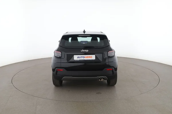 Jeep Avenger (2024) — foto 11 van 16