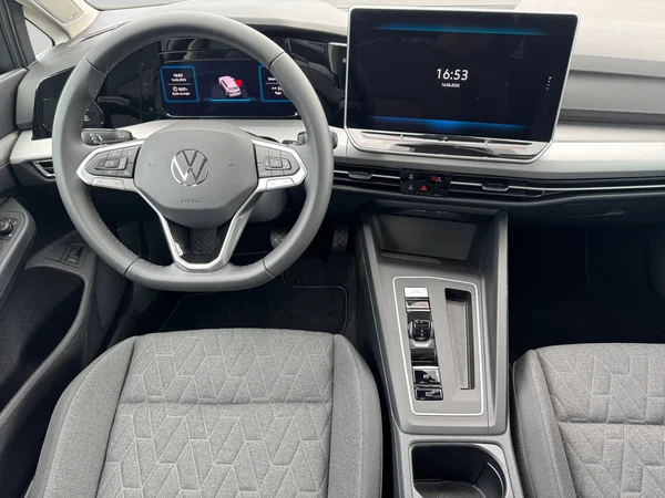 VOLKSWAGEN Golf VIII SW (2025) — foto 29 van 30