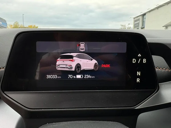 CUPRA Born (2023) — foto 2 van 18