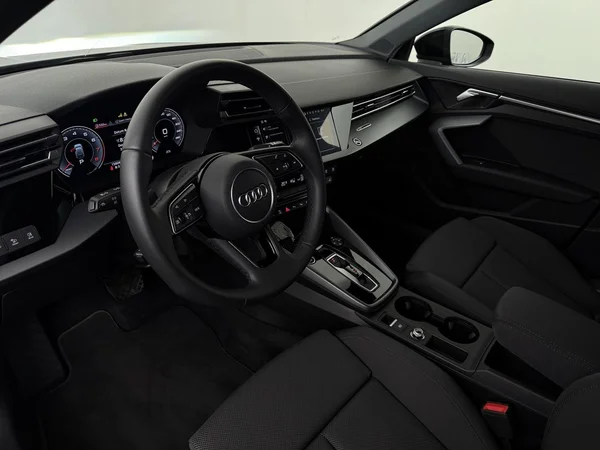 AUDI A3 Sportback (2025) — foto 15 van 18