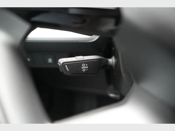 AUDI Q4 e-tron (2021) — foto 9 van 31