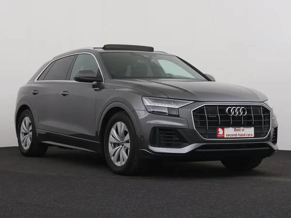 AUDI Q8 (2024) — foto 28 van 33
