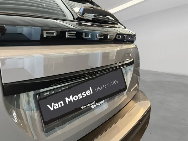 Peugeot 2008 (2025) — foto 6 van 17