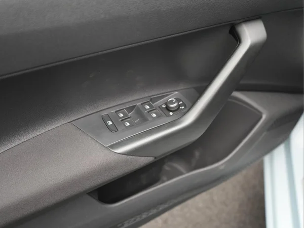 VOLKSWAGEN Polo (2026) — foto 3 van 25