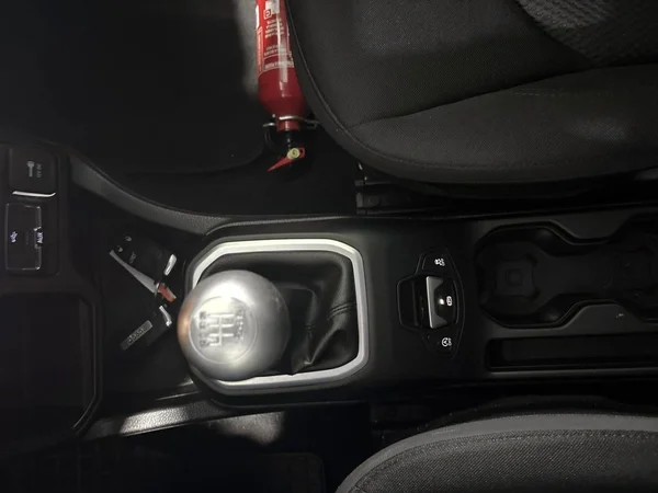 Jeep Renegade (2019) — foto 7 van 18