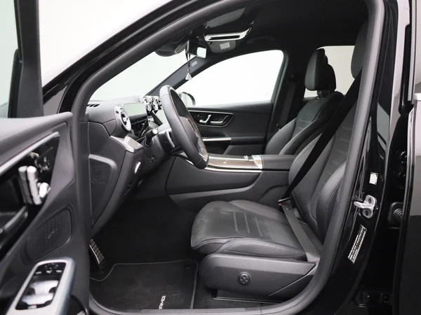 Mercedes-Benz GLC (2025) — foto 2 van 51