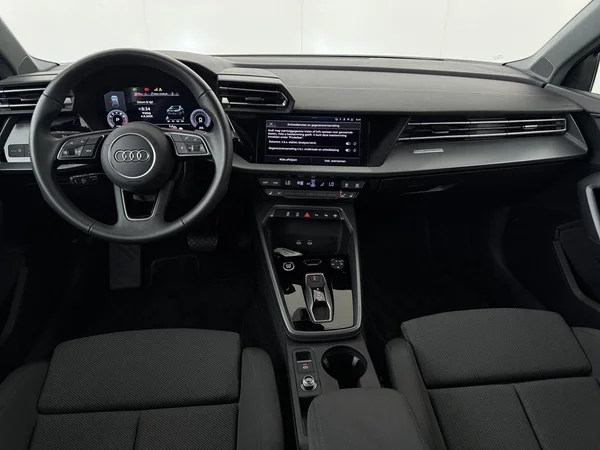 AUDI A3 Sportback (2025) — foto 13 van 18
