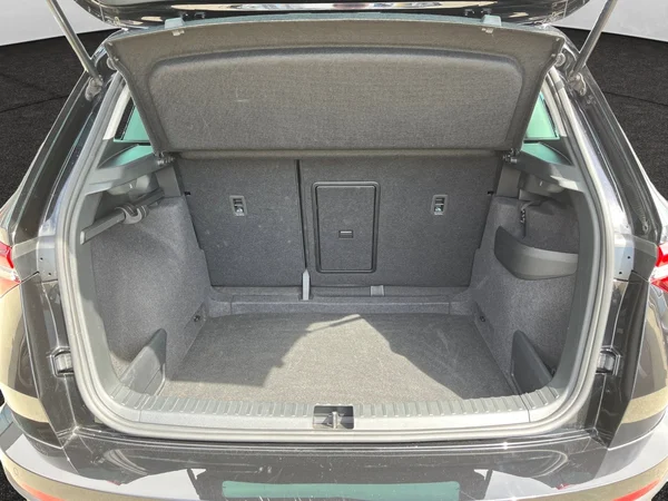 SKODA Karoq (2025) — foto 2 van 22
