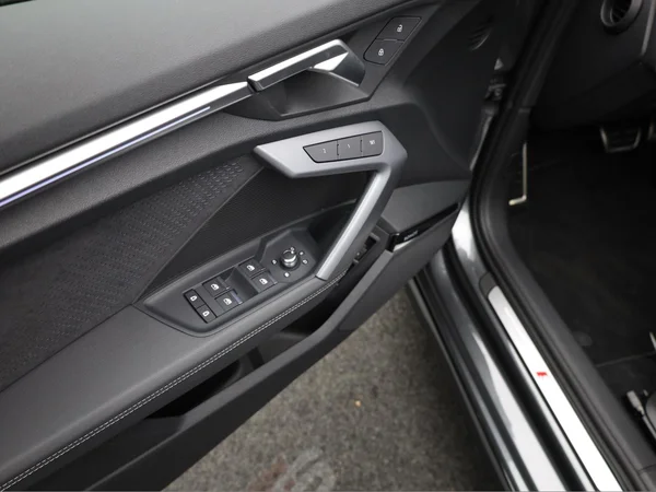 AUDI A3 Sportback PHEV (2025) — foto 6 van 25