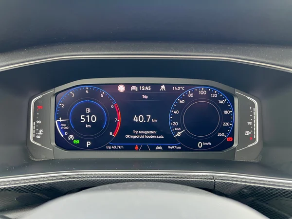 VOLKSWAGEN T-Cross (2025) — foto 6 van 24