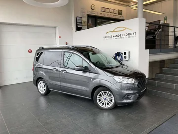 Ford Tourneo Courier 92401560-6624-416e-9859-26b6fa70b5ec
