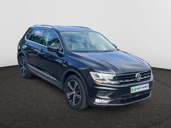 VOLKSWAGEN Tiguan (2017) — foto 11 van 19