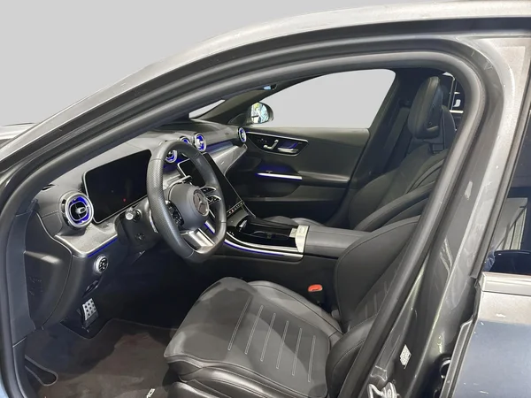 Mercedes-Benz C-Klasse (2024) — foto 18 van 19