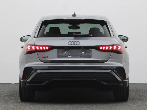 AUDI A3 Sportback (2025) — foto 18 van 21